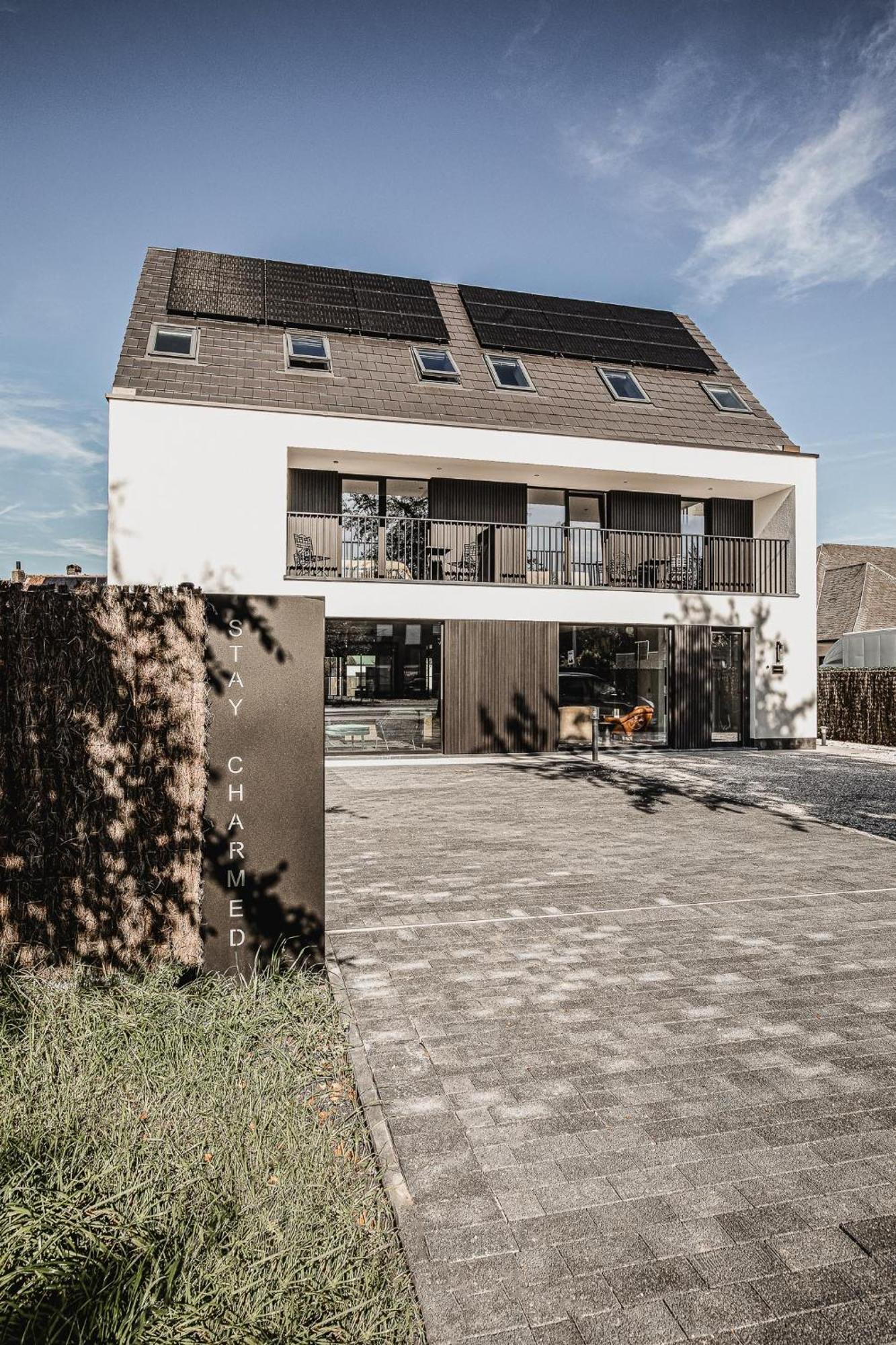 Stay Charmed Jabbeke  Exterior photo